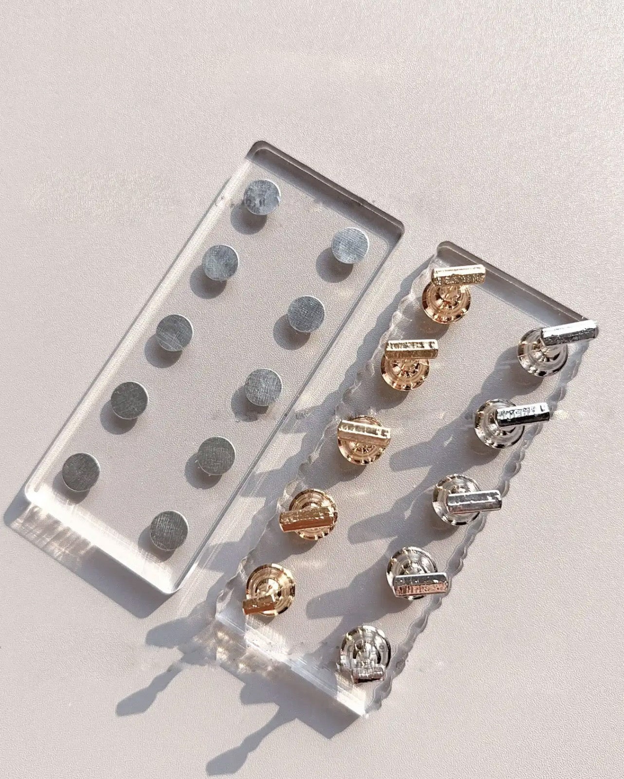 Magnetic 10 Nail Holder