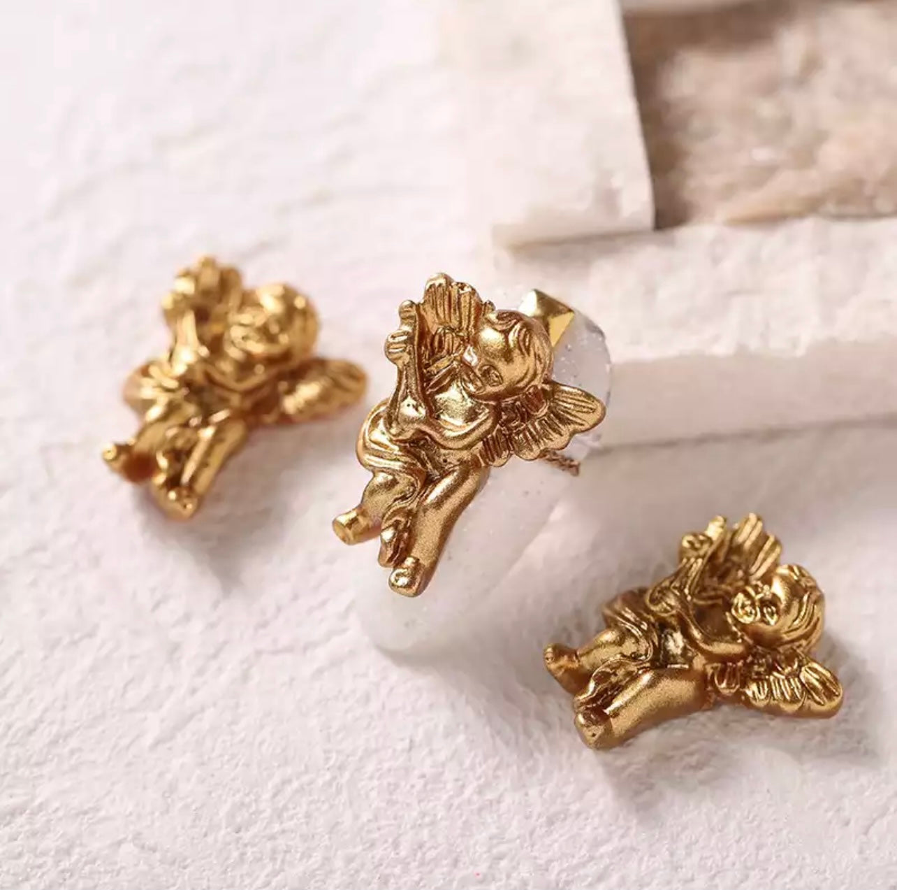 Baroque Angel - Gold