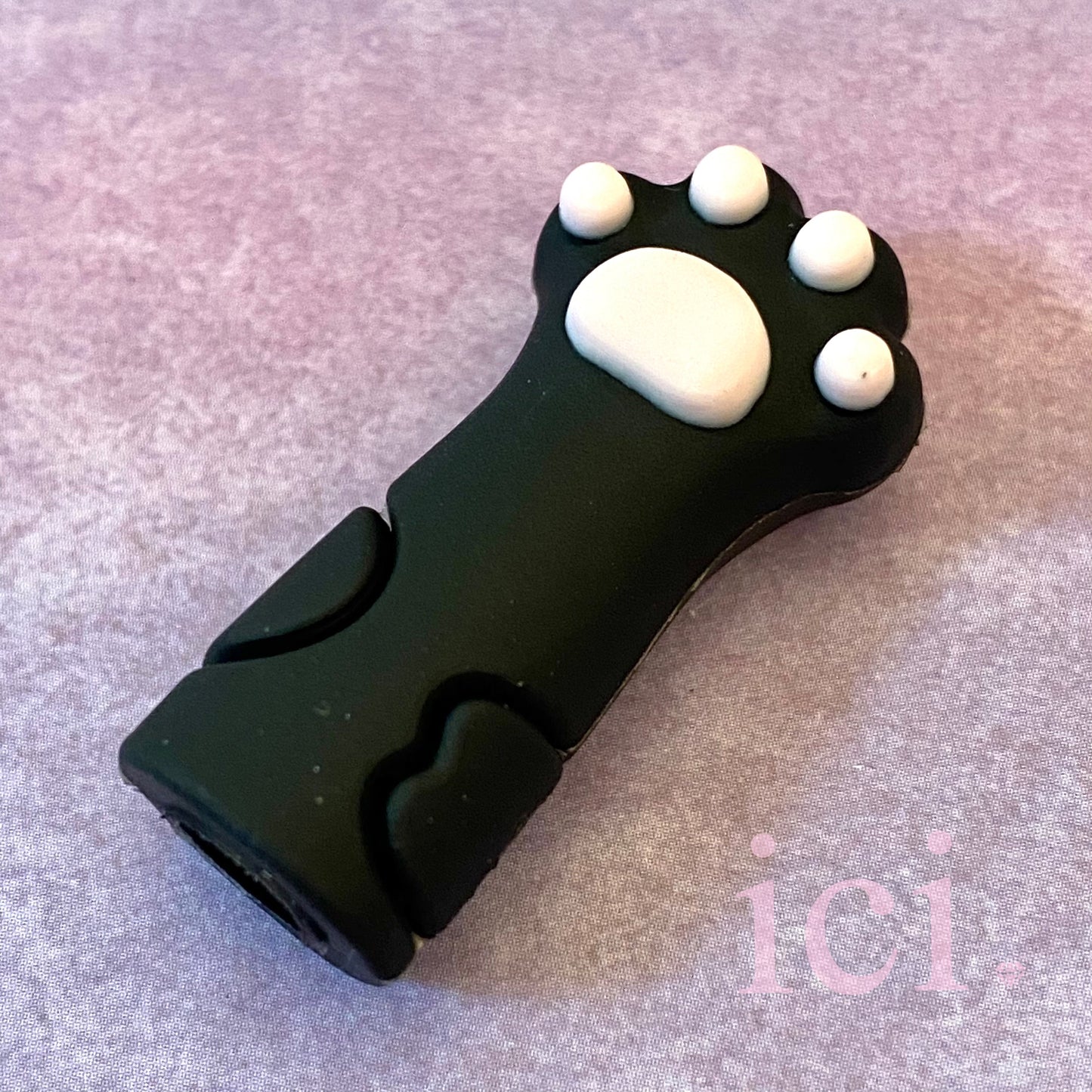 Cuticle Nipper Cover - Black Paw