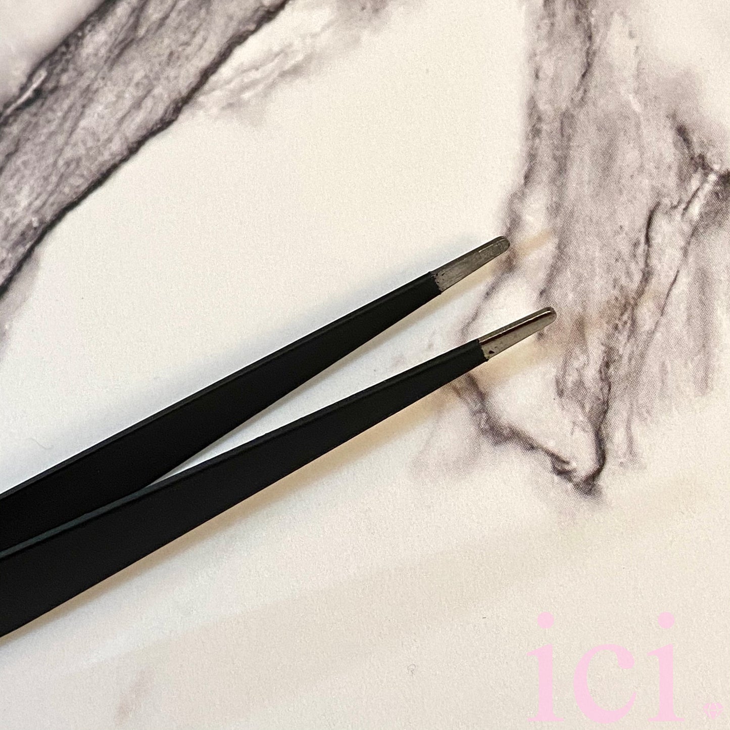 Tweezer - Black