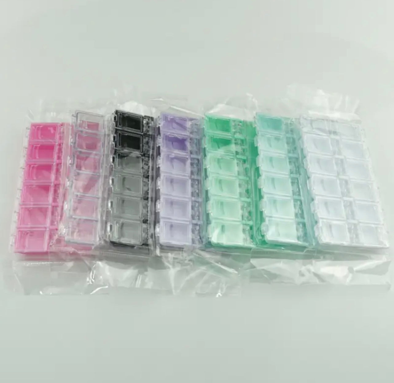 12-Grid Stackable Storage