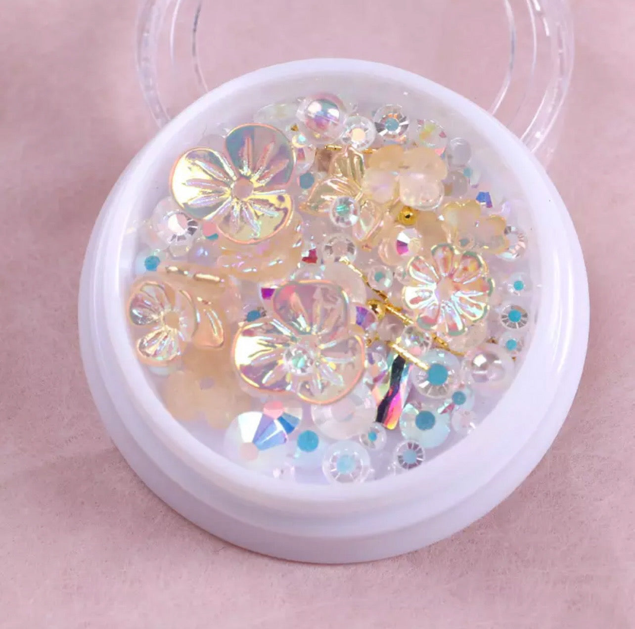 Assorted Aurora Flower Pearl Set - Yellow