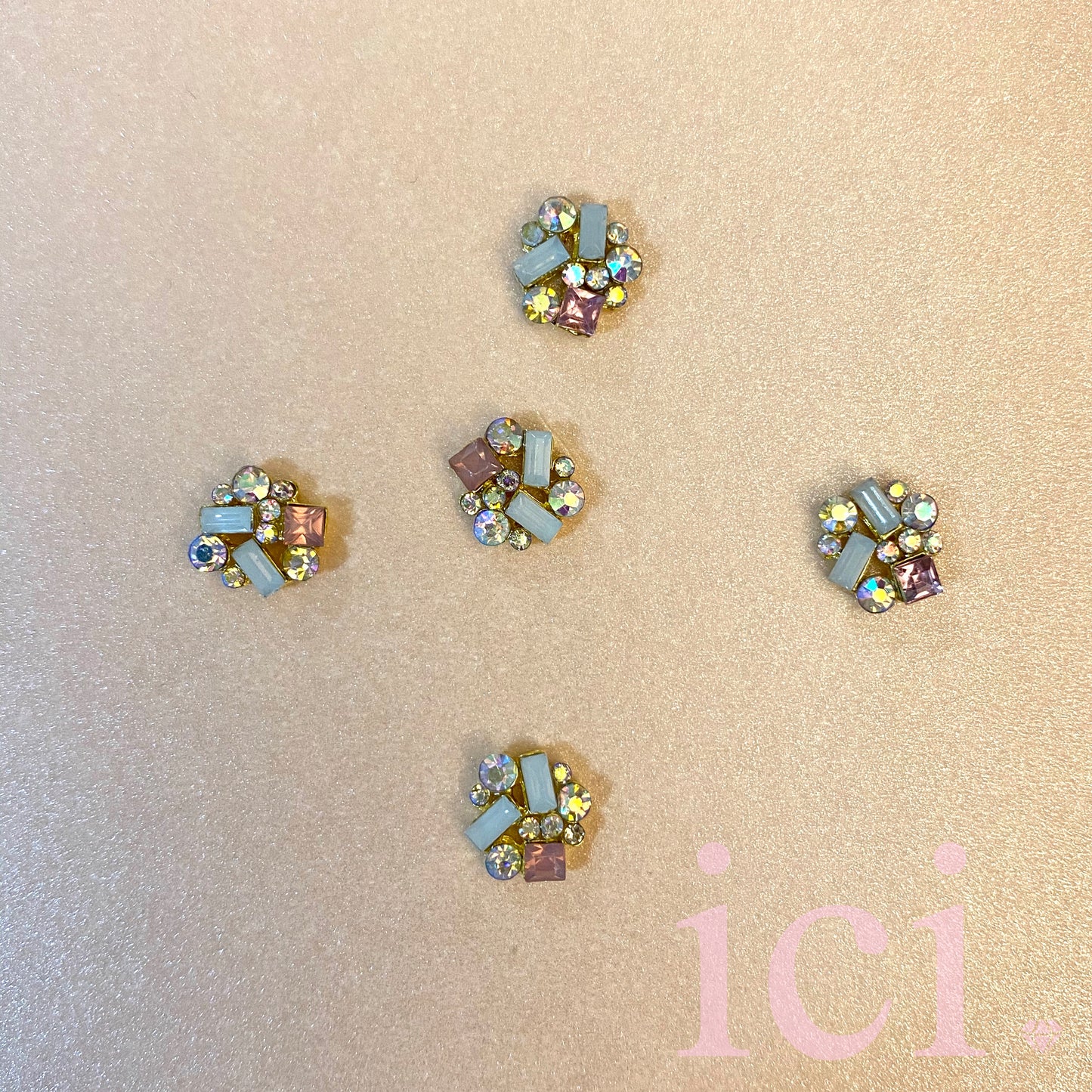 Rectangle Pink Cluster