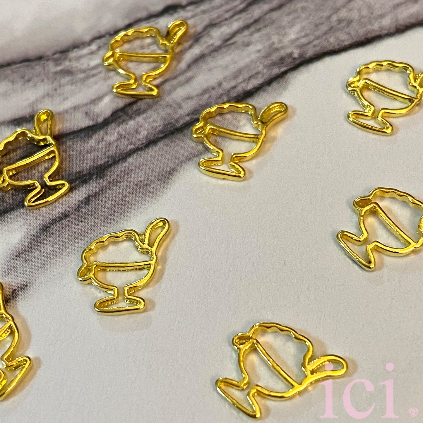 Gold Parfait Outline