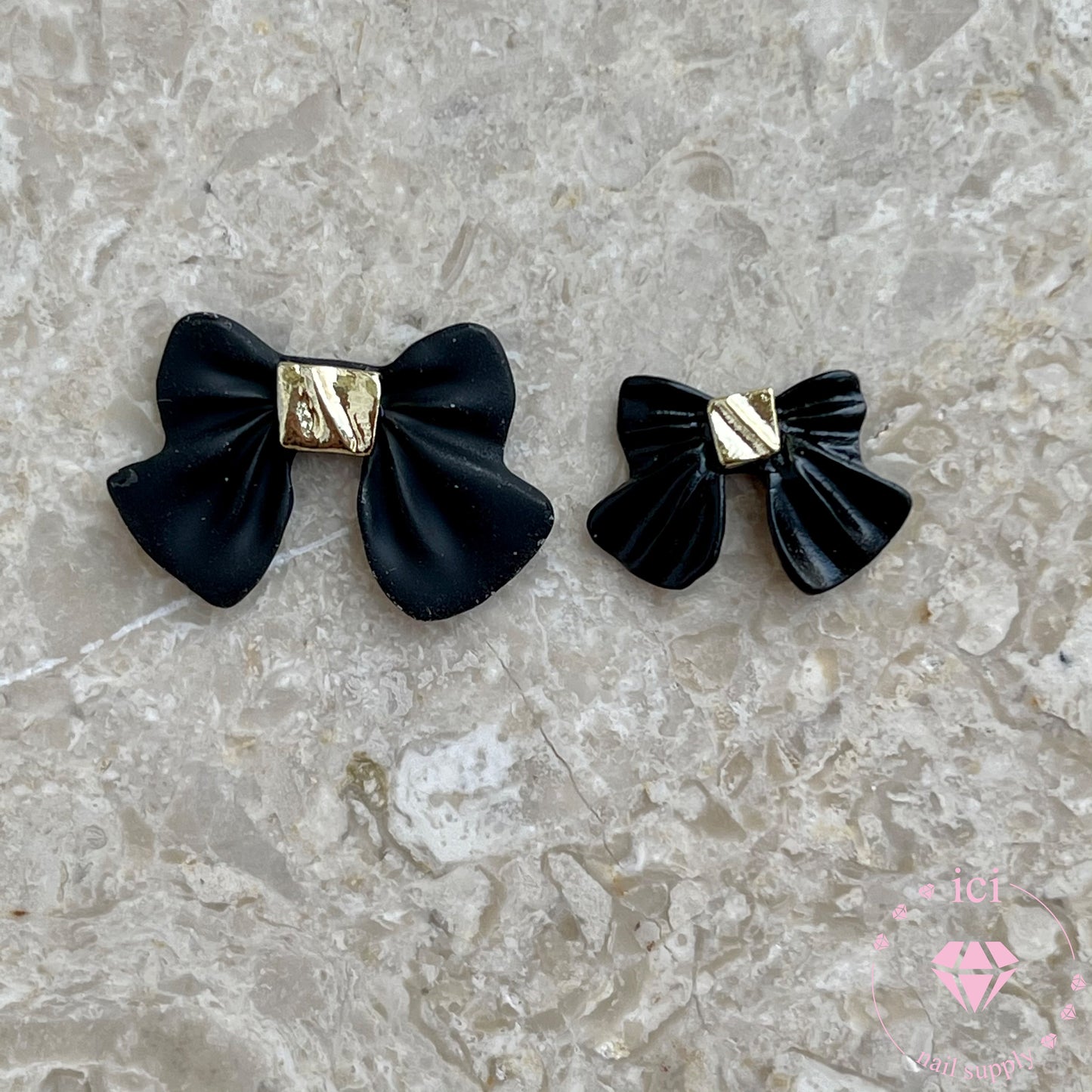 Black Metal Bow - Small
