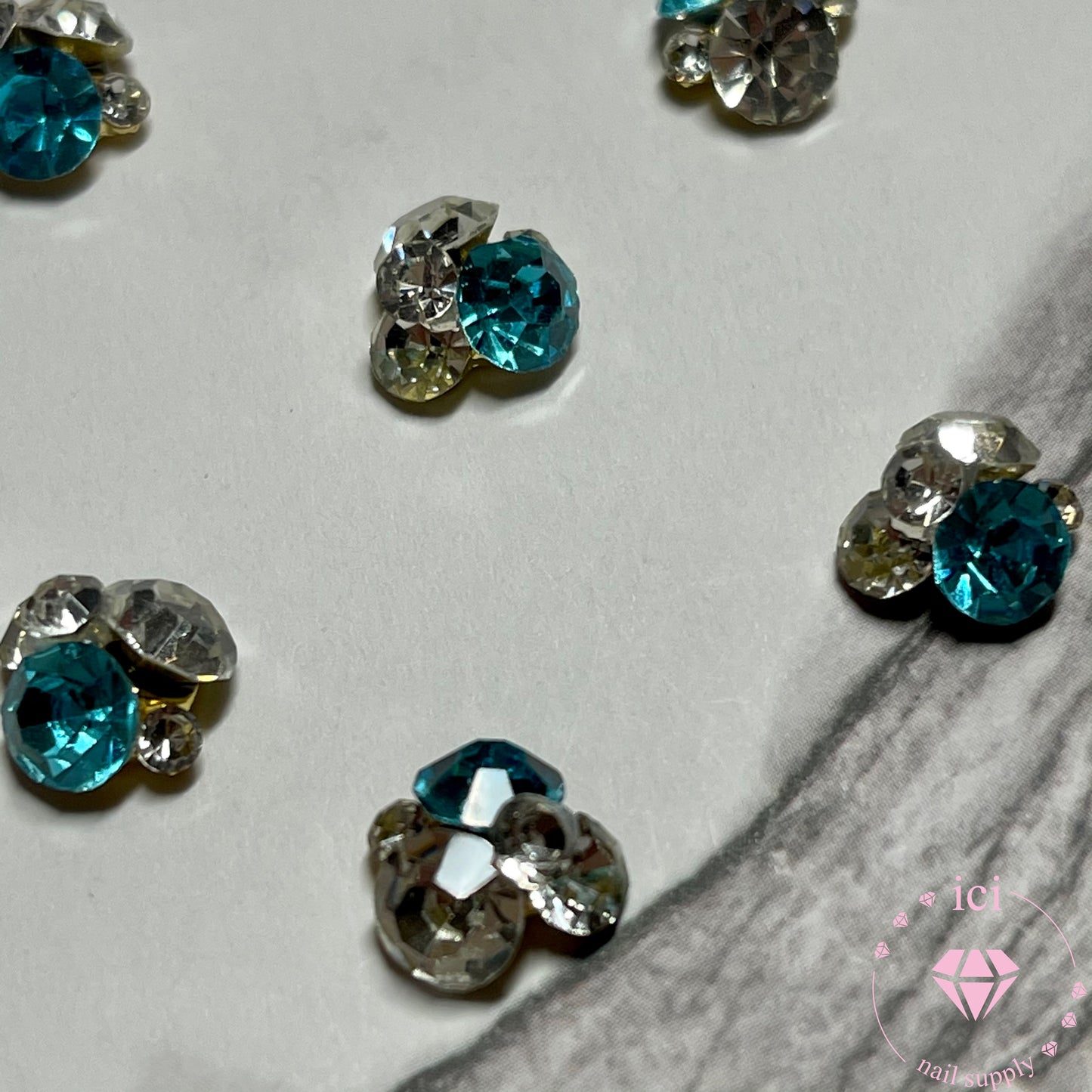 Stone Cluster - Turquoise Blue