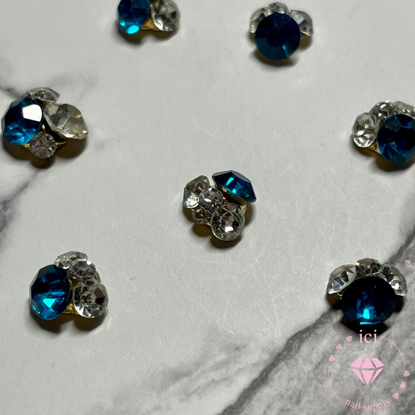 Stone Cluster - Aquamarine