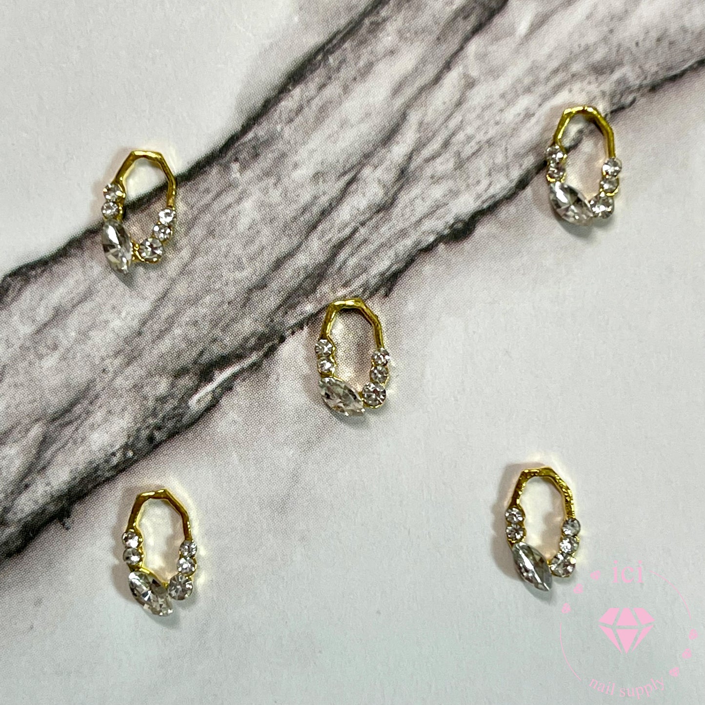 Gold Oval Frame with Rhinestone