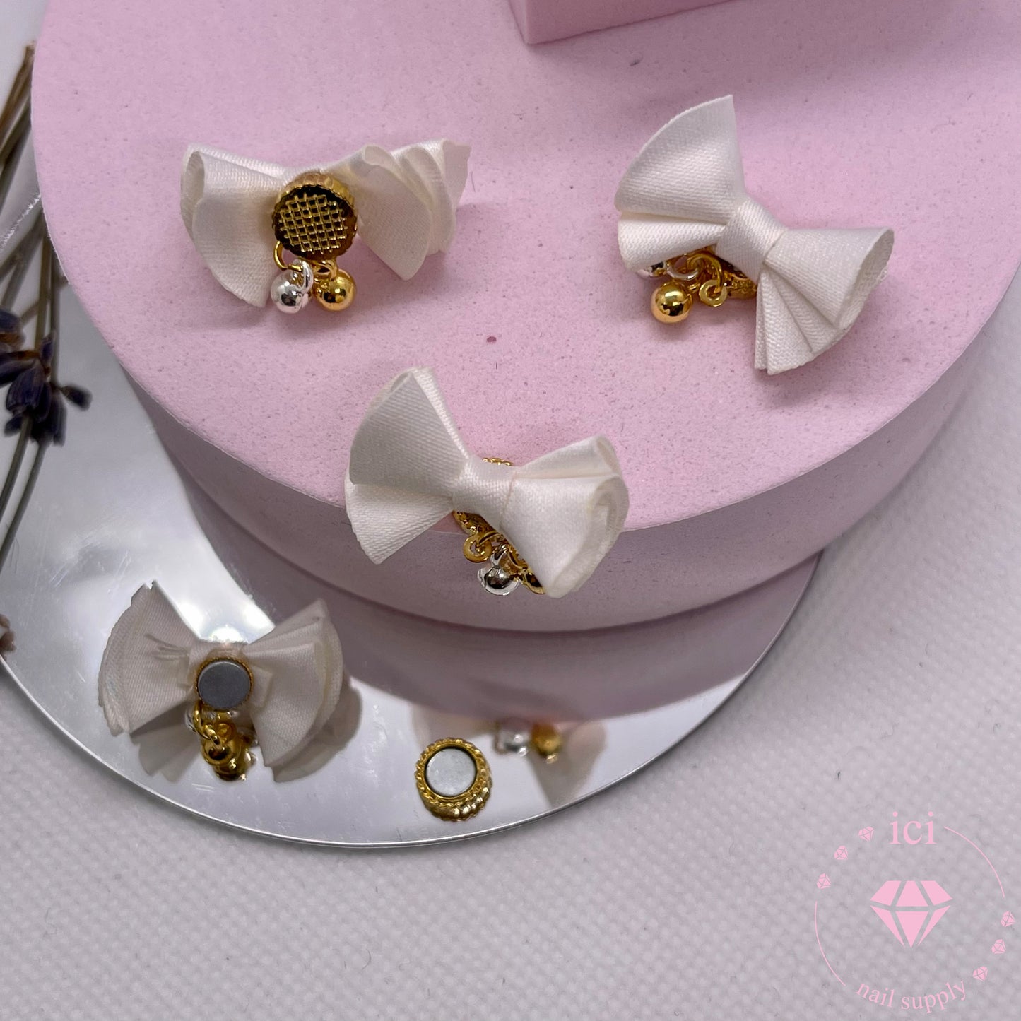 Magnetic Fabric Bows