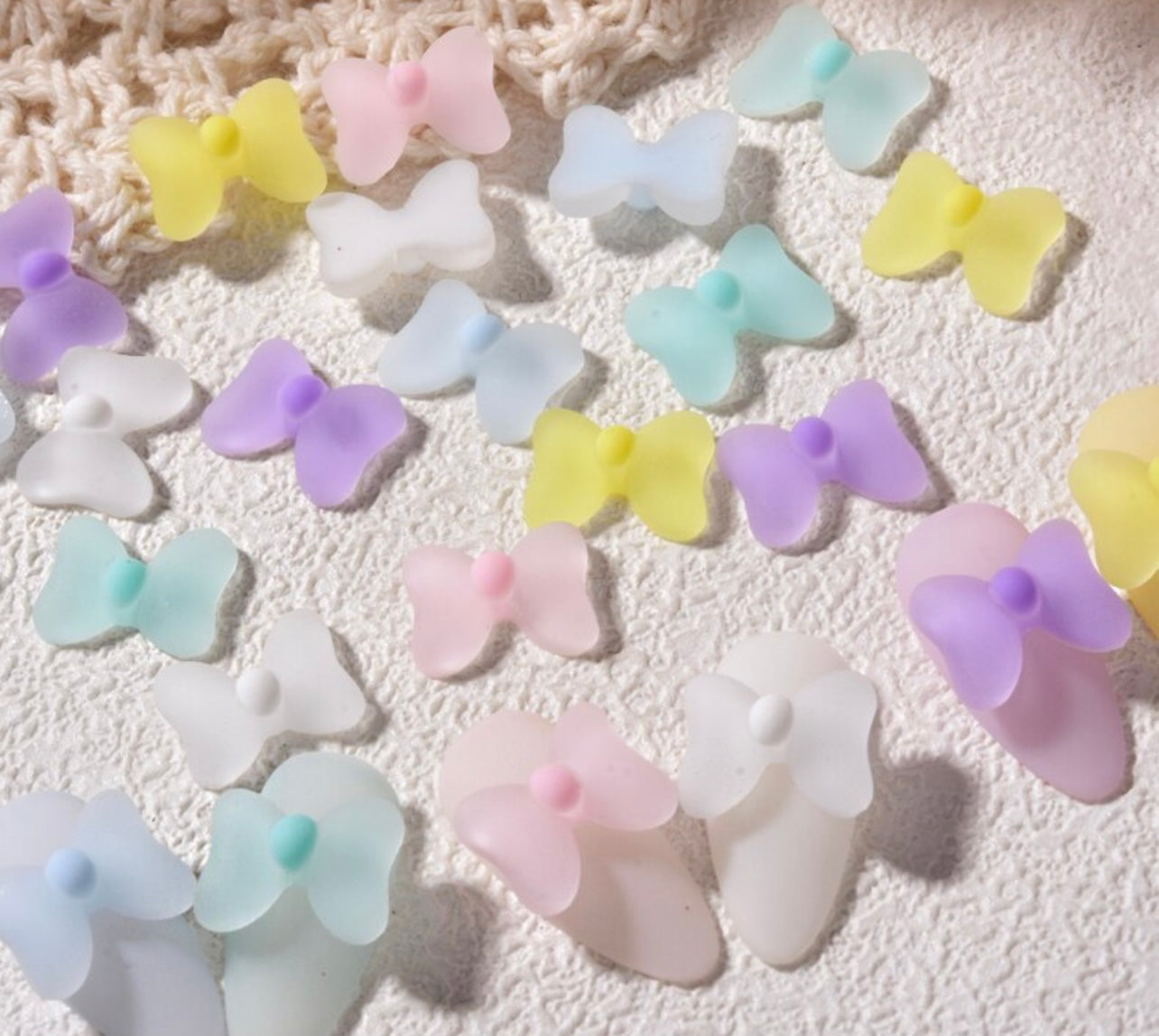 Frosted Jelly Bow