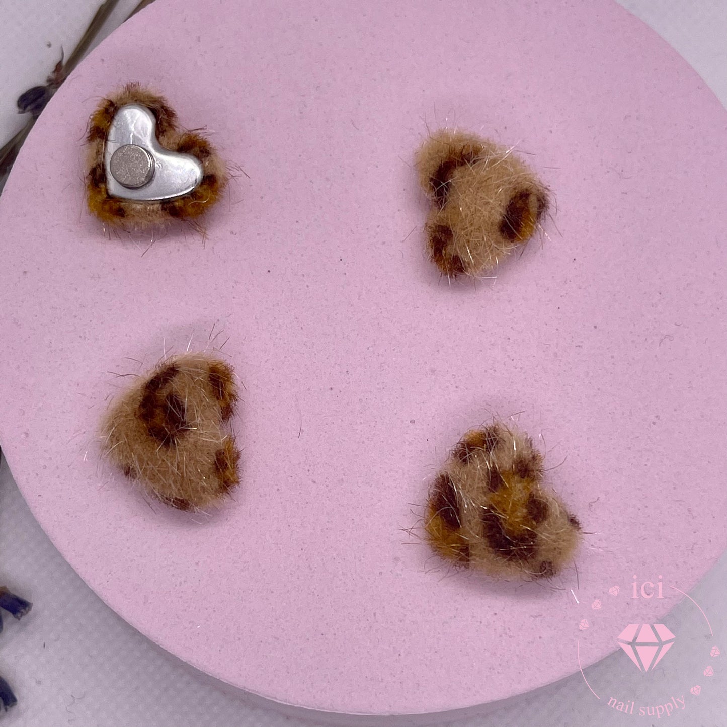 Magnetic Heart PomPom - Leopard Print