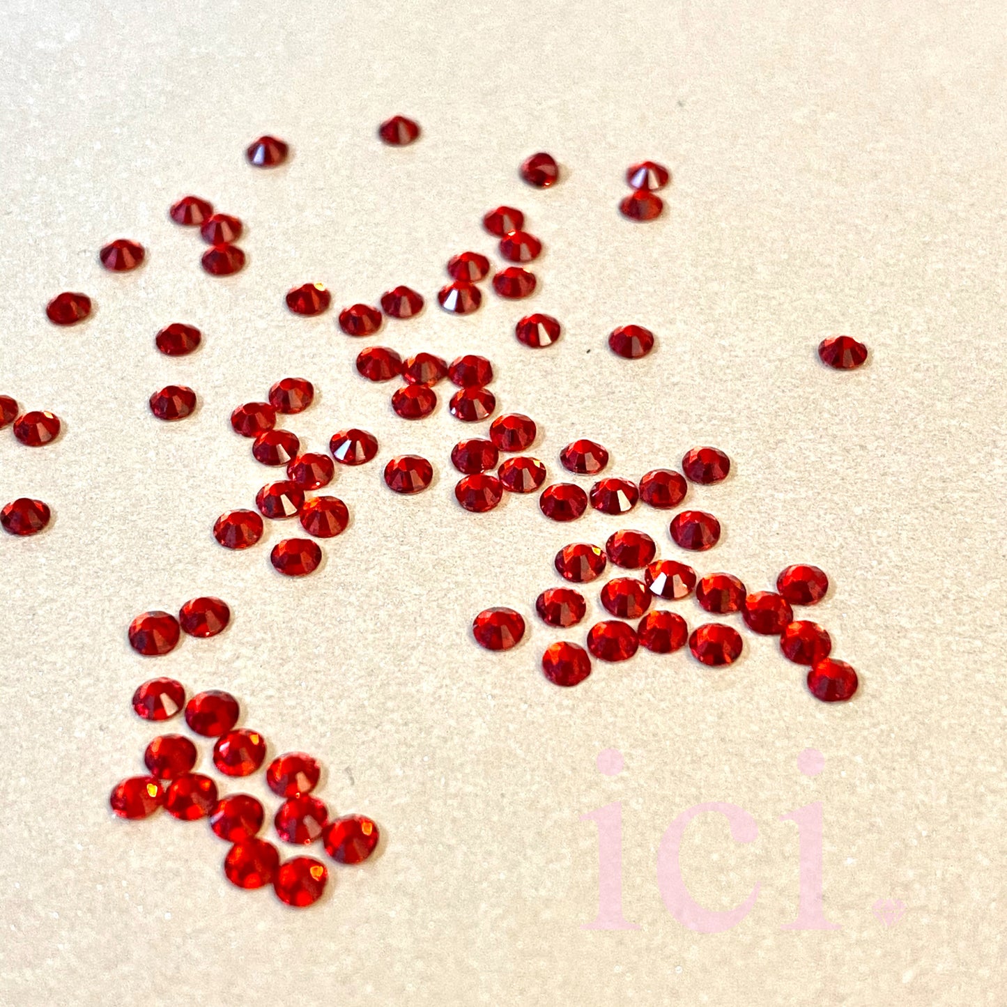 Flatback Rhinestone - Red