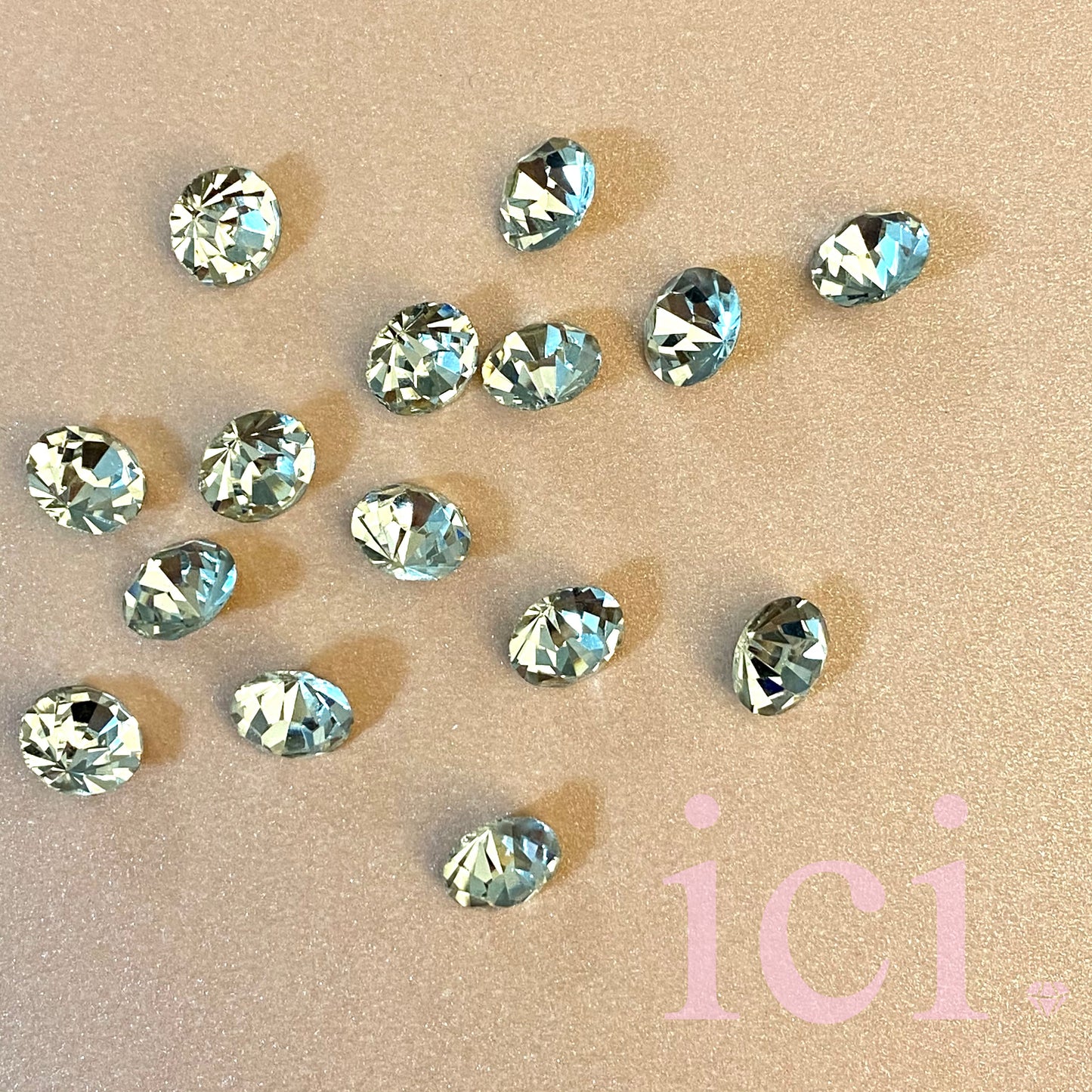 Rhinestone Pointback