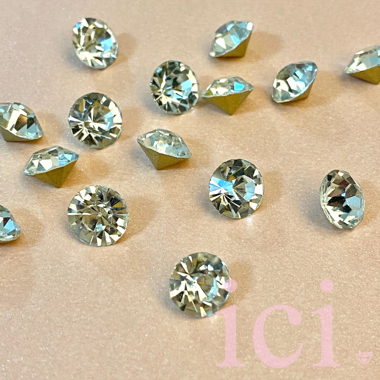 Rhinestone Pointback