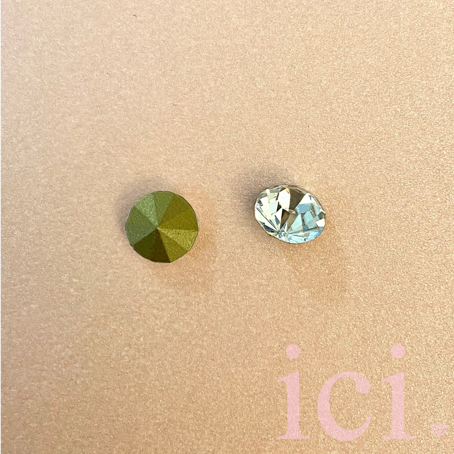 Rhinestone Pointback