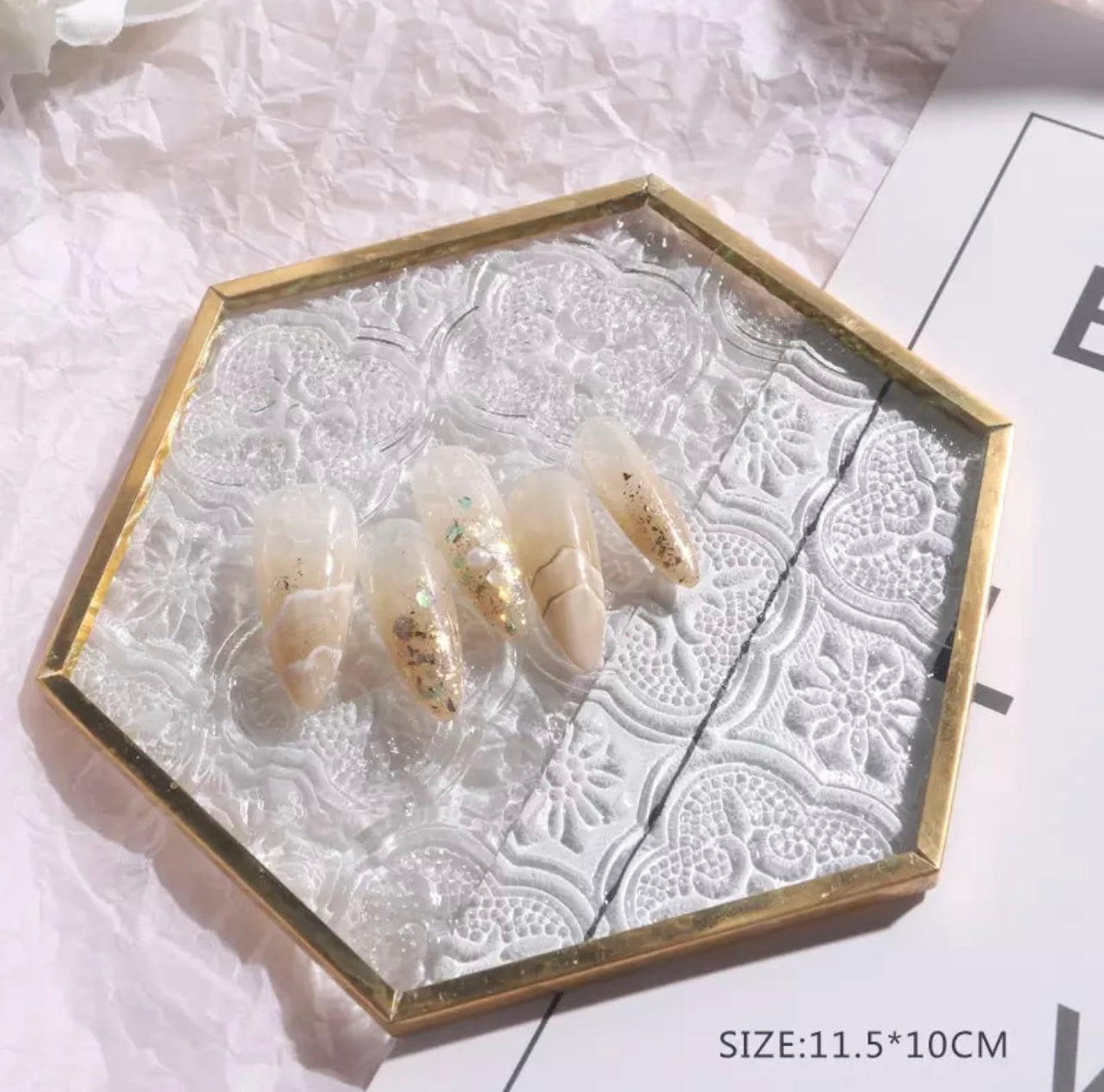 Glass Nail Display with Pattern